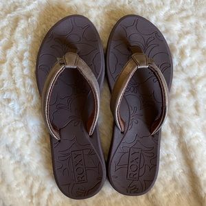 ROXY Brown Flip Flops